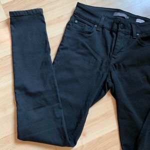 Level99 Black skinny pants size 27